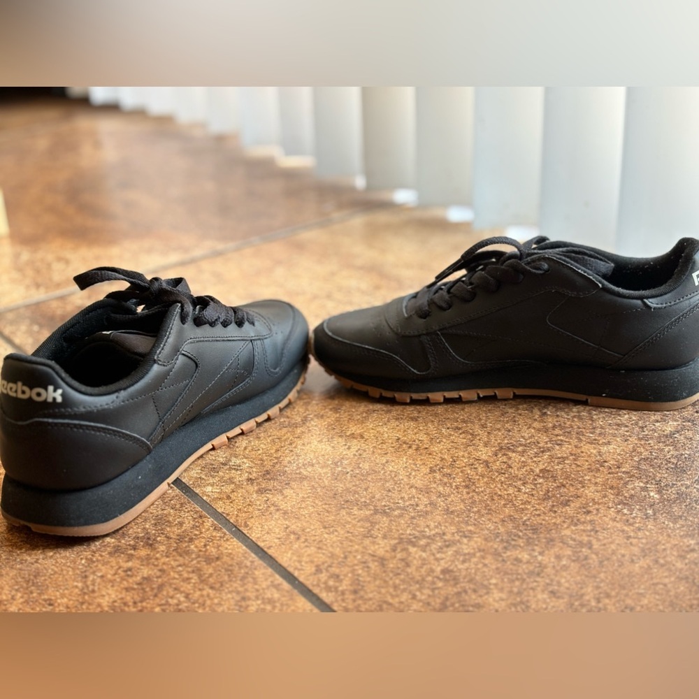 Black Reebok classic - Picture 4 of 6